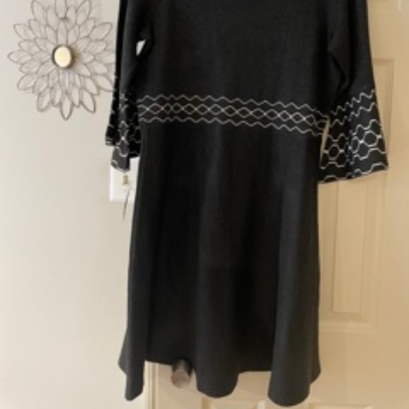 NWT Gabby Skye, New Long Sleeve Dress, size 1X - Picture 5 of 8